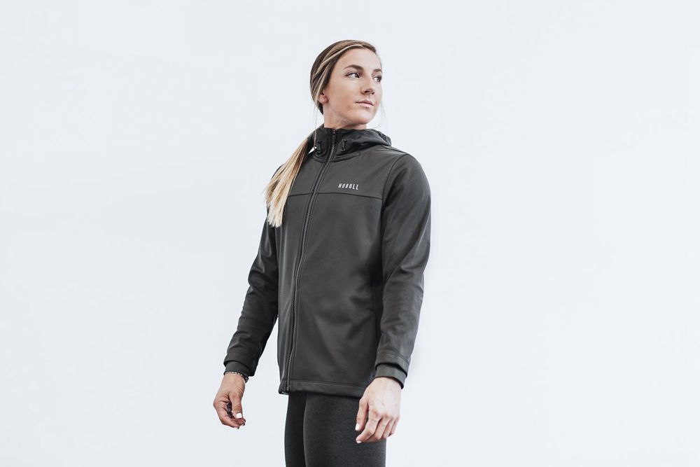 NOBULL Jakne Ženske - Nobull Softshell Sive (741509-MYZ)